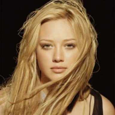 Hilary Duff photo 33