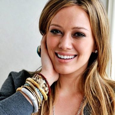 Hilary Duff photo 18