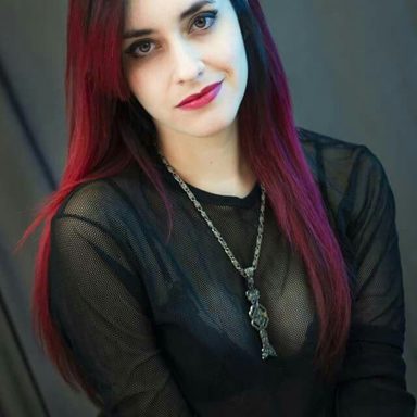 Hitomi Flor