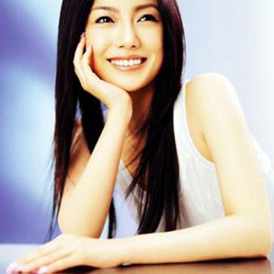 Hitomi Shimatani photo 10
