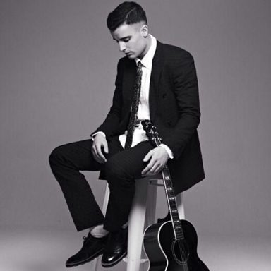 Hobbie Stuart photo 10