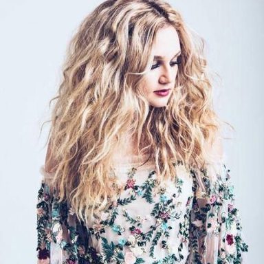 Hollyn