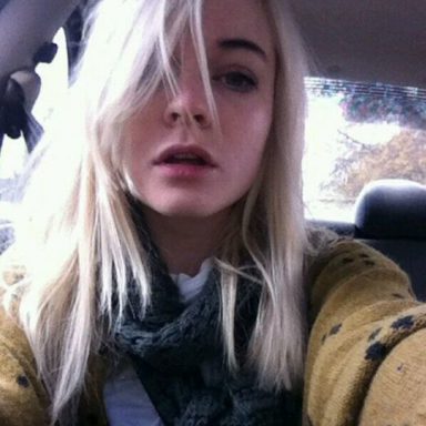 Holly Henry photo 14