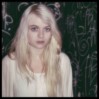 Holly Henry photo 11