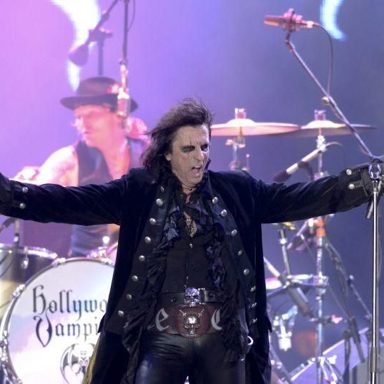 Hollywood Vampires