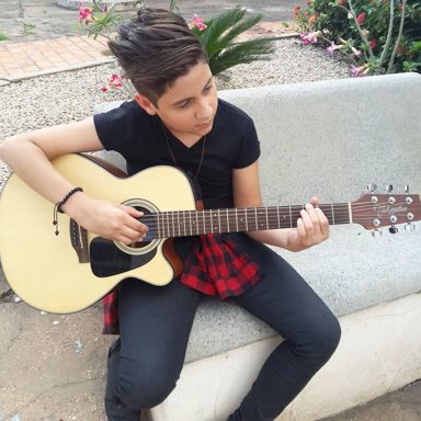 Hugo Henrique photo 20
