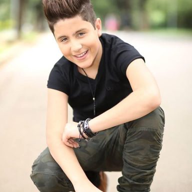 Hugo Henrique photo 18