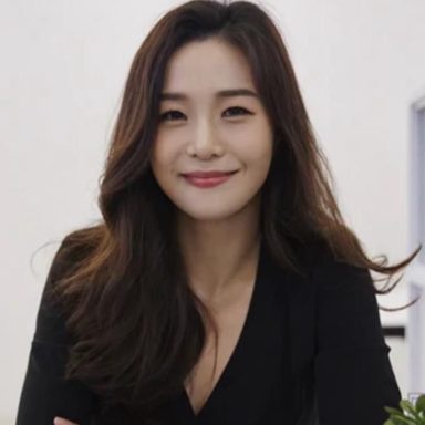 Hye-na Park