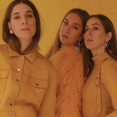 HAIM photo 20