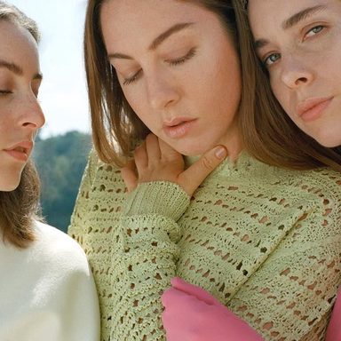 HAIM photo 24