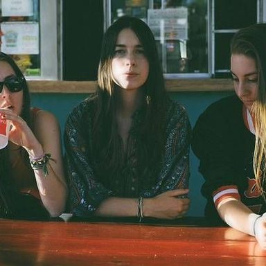 HAIM photo 49