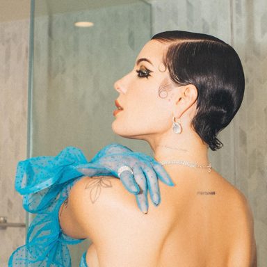 Halsey photo 10