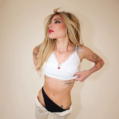 Halsey photo 31