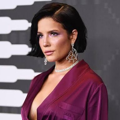 Halsey photo 41