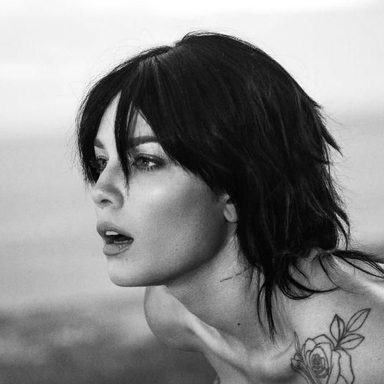 Halsey photo 40