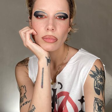 Halsey photo 21