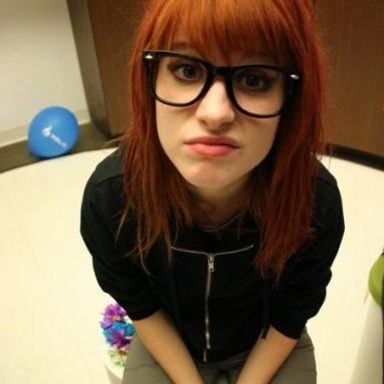 Hayley Williams photo 18