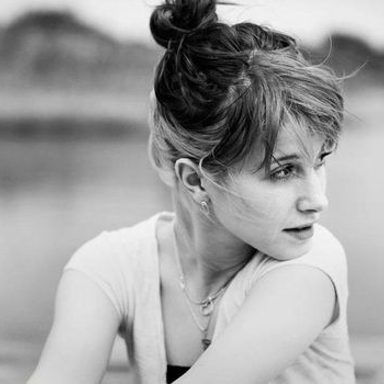 Hayley Williams photo 14