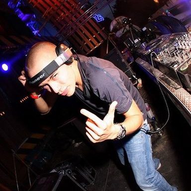 Headhunterz
