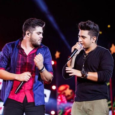 Henrique e Juliano photo 10