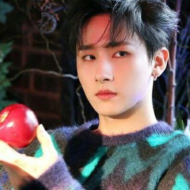 I.M (Changkyun) photo 18