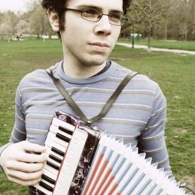 Ian Axel