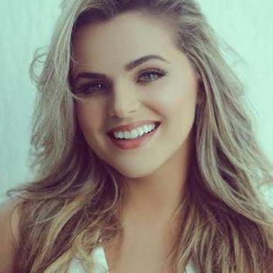 Isabella Castillo photo 10