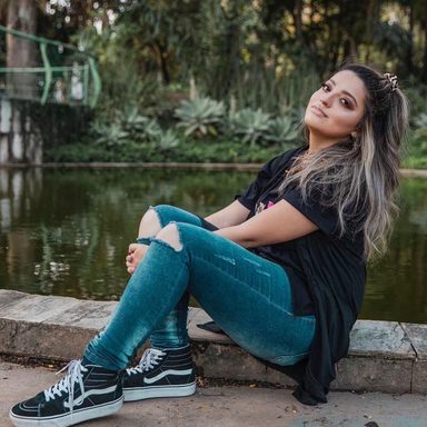 Isabella Lopes photo 9
