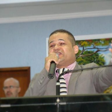 Isaias Vicente
