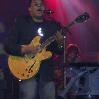 Israel Houghton