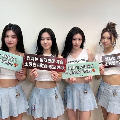 ITZY photo 9
