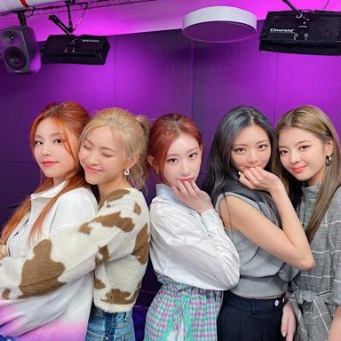 ITZY photo 112