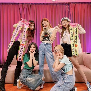 ITZY photo 87