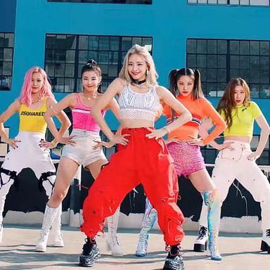 ITZY photo 142