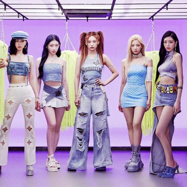 ITZY photo 27