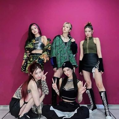 ITZY photo 71