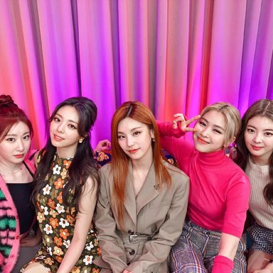 ITZY photo 109