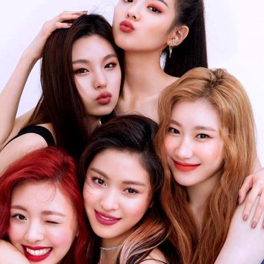 ITZY photo 143