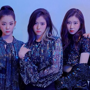 ITZY photo 140