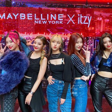 ITZY photo 79