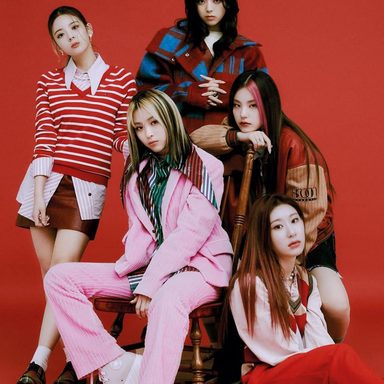 ITZY photo 70
