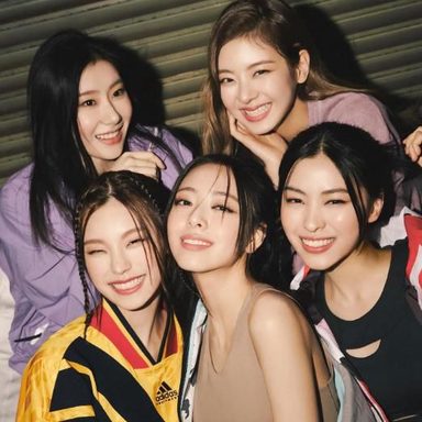 ITZY photo 61