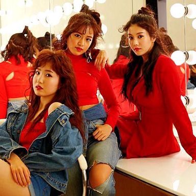 IZ*ONE photo 26