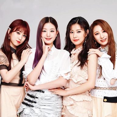 IZ*ONE photo 31