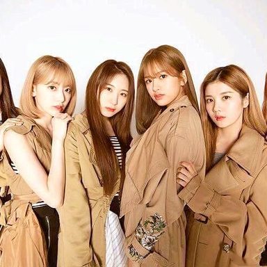IZ*ONE photo 37