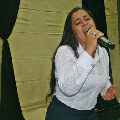 Idalva e Neemias