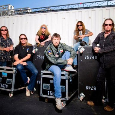 Iron Maiden photo 30