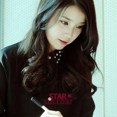 IU photo 16