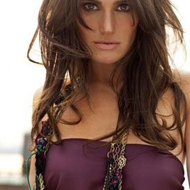 Idina Menzel photo 18