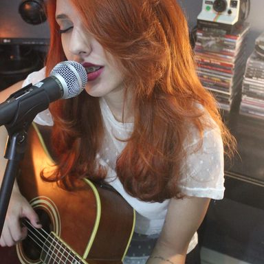 Jenni Toz